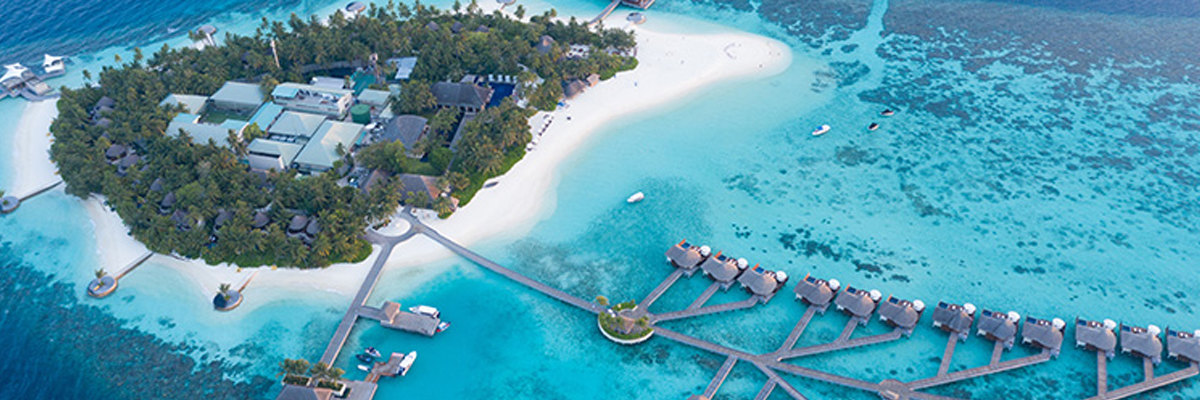 bahamas zee hotel in het helder blauwe water